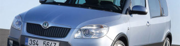 Подробное рассмотрение Skoda Roomster (2016) с фотографиями Skoda Roomster (2016) на IronHorse.ru ©