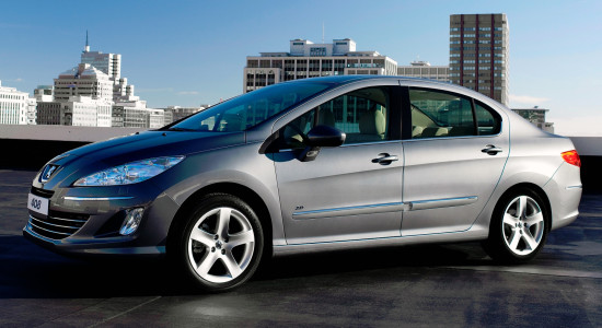 Peugeot 408 (2011-2017) на IronHorse.ru ©