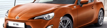 Подробное рассмотрение Toyota GT86 с фотографиями Toyota GT86 на IronHorse.ru ©