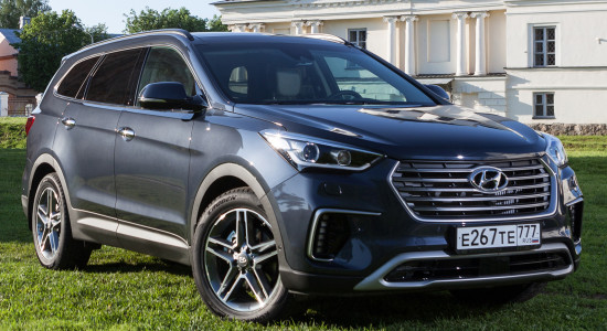 Подробное рассмотрение Hyundai Grand Santa Fe (2017-2018) с фотографиями Hyundai Grand Santa Fe (2017-2018) на IronHorse.ru ©