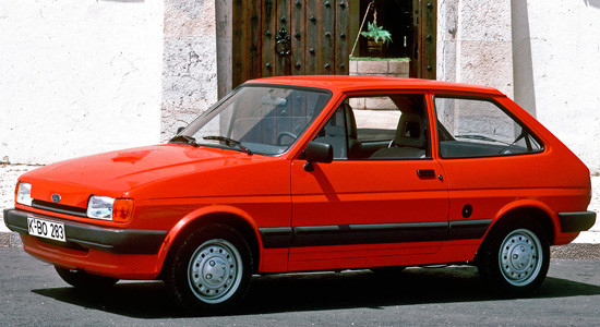 Подробное рассмотрение Ford Fiesta 2 (1983-1989) с фотографиями Ford Fiesta 2 (1983-1989) на IronHorse.ru ©