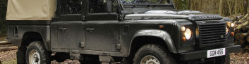 Land Rover Defender Pickup на IronHorse.ru ©