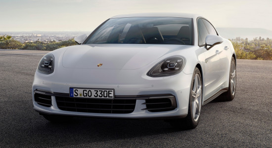 Porsche Panamera 4 E-Hybrid