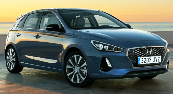 Подробное рассмотрение Hyundai i30 (2017-2018) с фотографиями Hyundai i30 (2017-2018) на IronHorse.ru ©