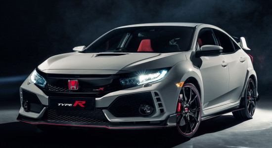Подробное рассмотрение Honda Civic Type R (2017-2018) с фотографиями Honda Civic Type R (2017-2018) на IronHorse.ru ©