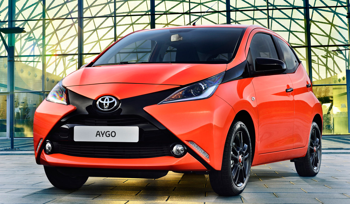 Toyota Aygo (2022-2023) цена и характеристики, фотографии и обзор
