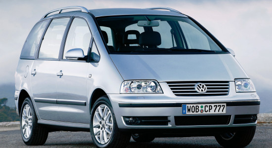Подробное рассмотрение Volkswagen Sharan (1995-2010) с фотографиями Volkswagen Sharan (1995-2010) на IronHorse.ru ©